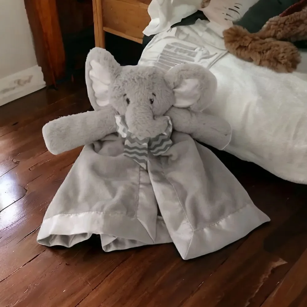 Bearington Baby Elephant Lovey Lil Spout Snuggler Gray Security Blanket Satin.‎